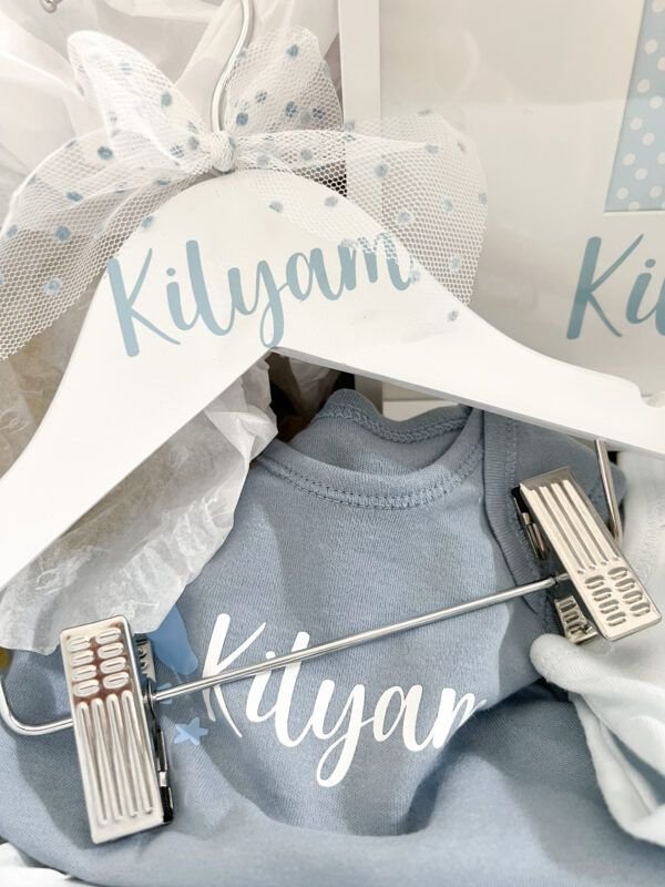 Percha personalizada bebé