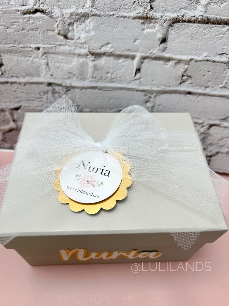 caja personalizada profesora